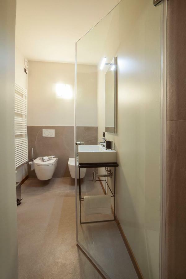 Parco Dell'Adige Rooms ヴェローナ エクステリア 写真